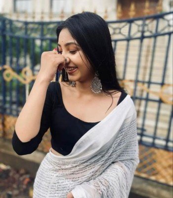 Real Simple Girl Image in white saree